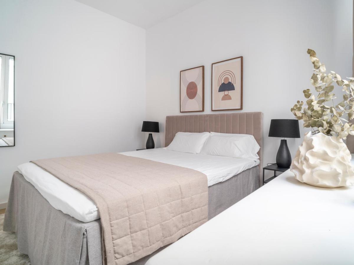 Sanders Lavender - Delightful Two-Bedroom Apartment Downtown Málaga Exterior foto